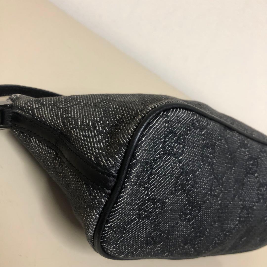 グッチ アクセサリーポーチ GGキャンバス ブラック