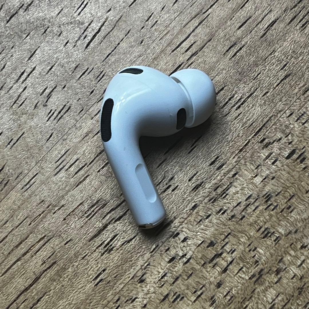 美品 AirPods Pro 第3世代 右耳 右 A3063 エアーポッズ プロ