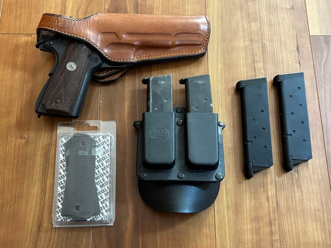 東京マルイ　M1911 コルトガバメント　ガスガン ビアンキレザー ホルスター