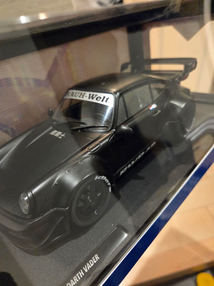 RWB DARTH VADER ミニカー ブラック 1/18