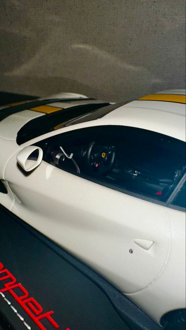 世界限定48台 BBR 1/18 フェラーリ 812 competizione