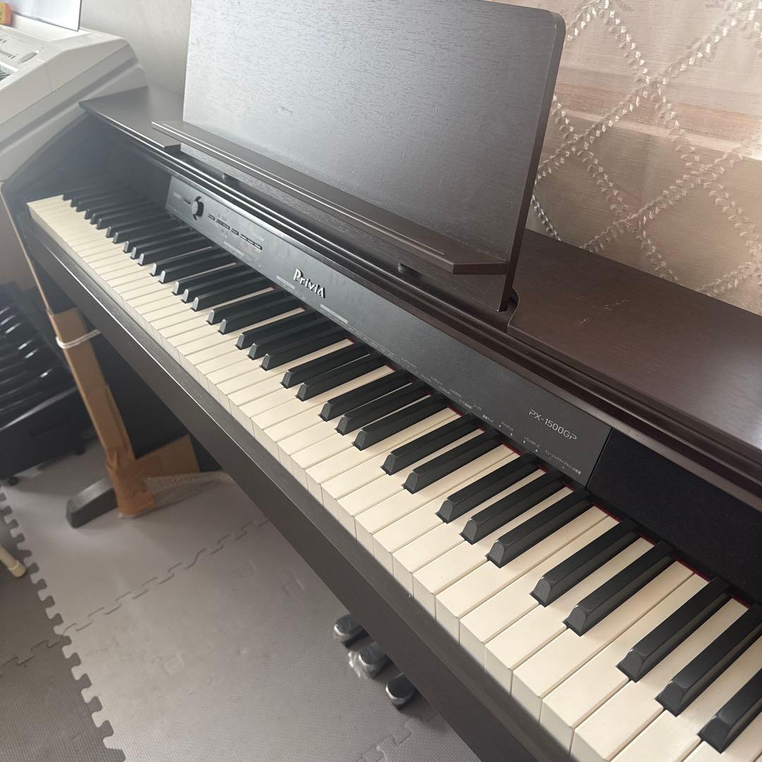 早い者勝ち✴︎綺麗なブラウンの電子ピアノです♫（イスは別売り）