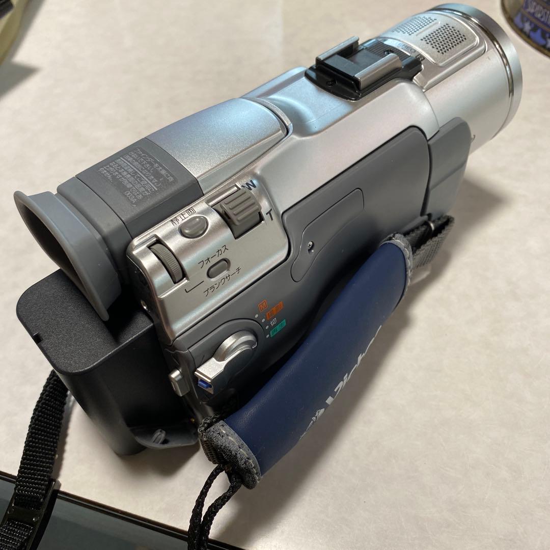 Victor DIGITALビデオカメラGR-DV550K ①
