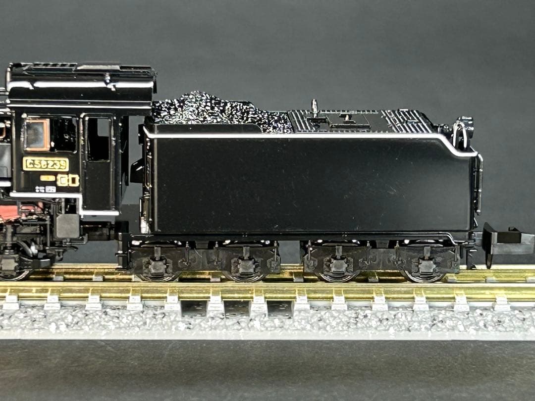 C58-239号機 黒つやボディ 2023仕様　品番 93584