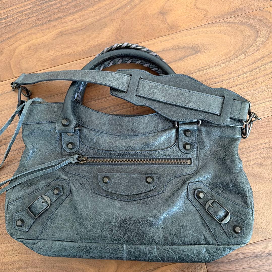 グレー レザー ショルダーバッグ