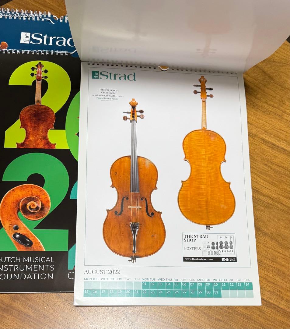 チェロ　ヴァイオリン　ヴィオラ　弦楽器　Strad カレンダー 12冊
