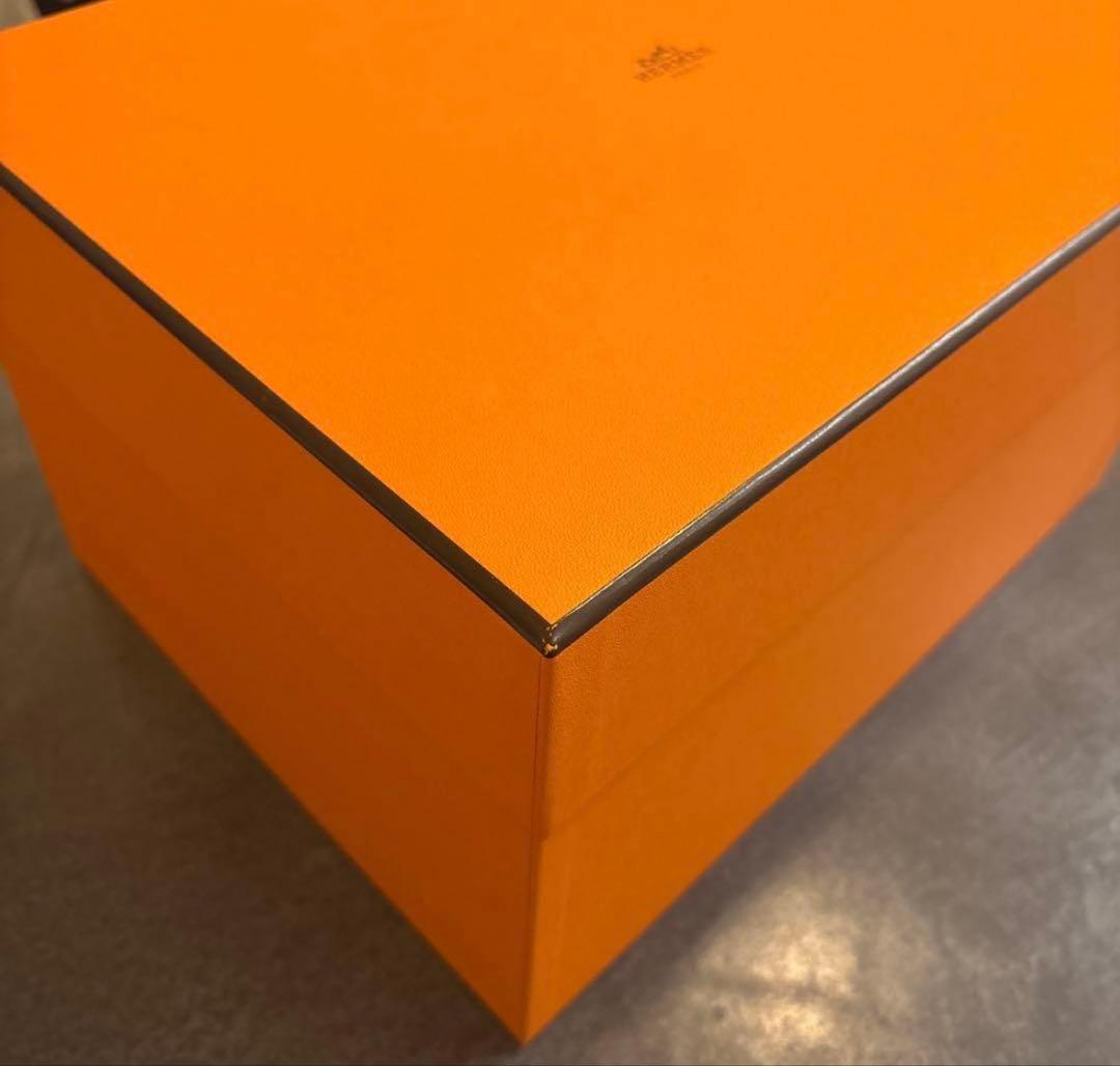 【極美品】エルメス Hermes空箱 ピコタン 18 PM リボン付き