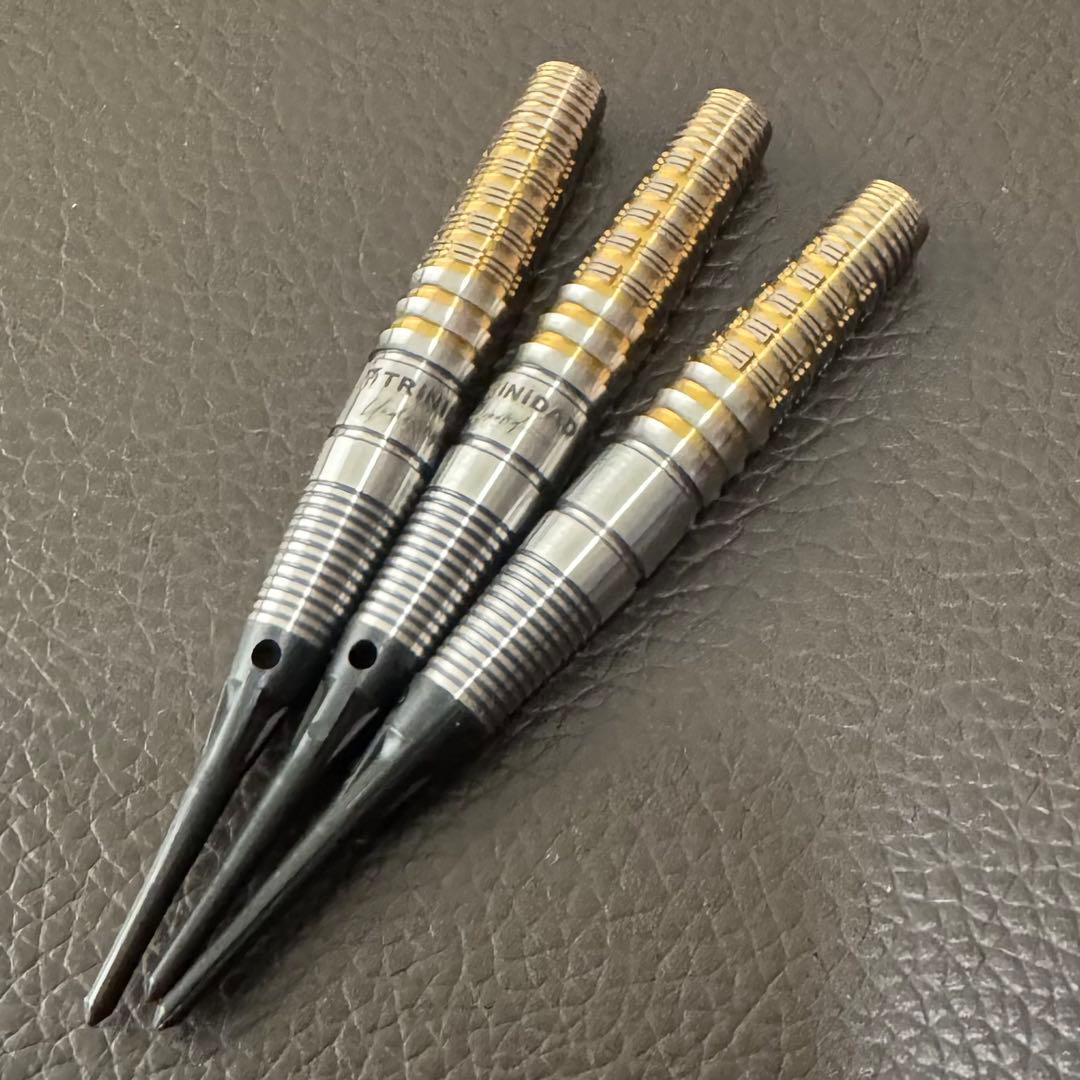 TRiNiDAD Romero3 TiTO LIMITED 岩田夏海