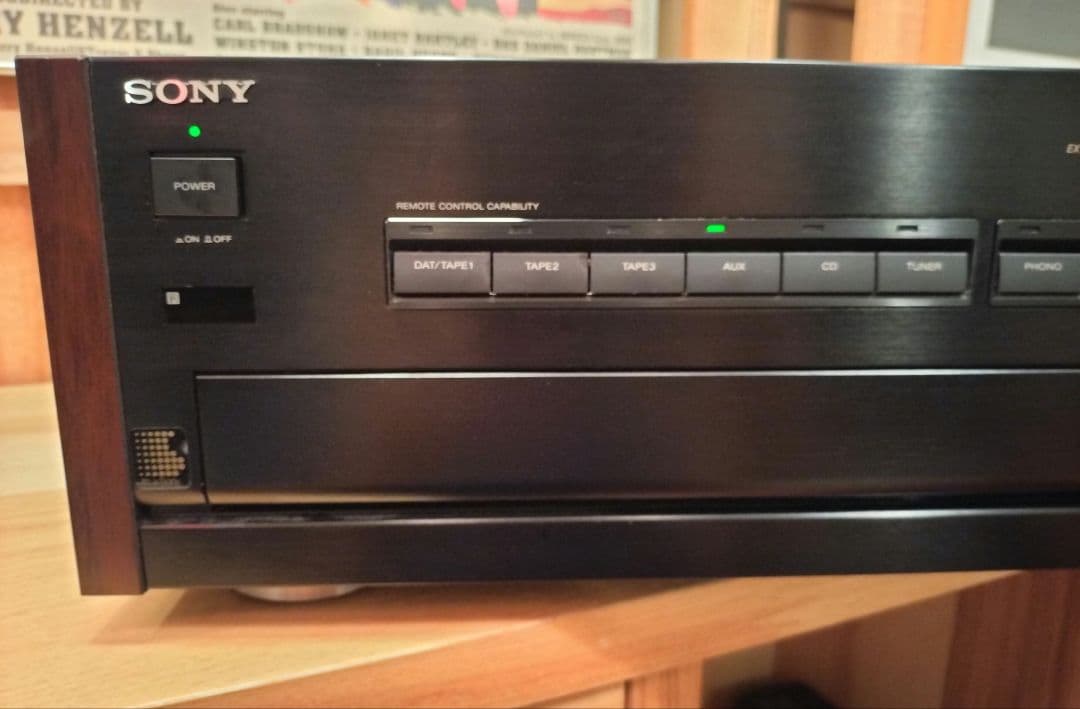 希少 SONY プリメインアンプ　TA-F333 ESL 通電、音出しOK