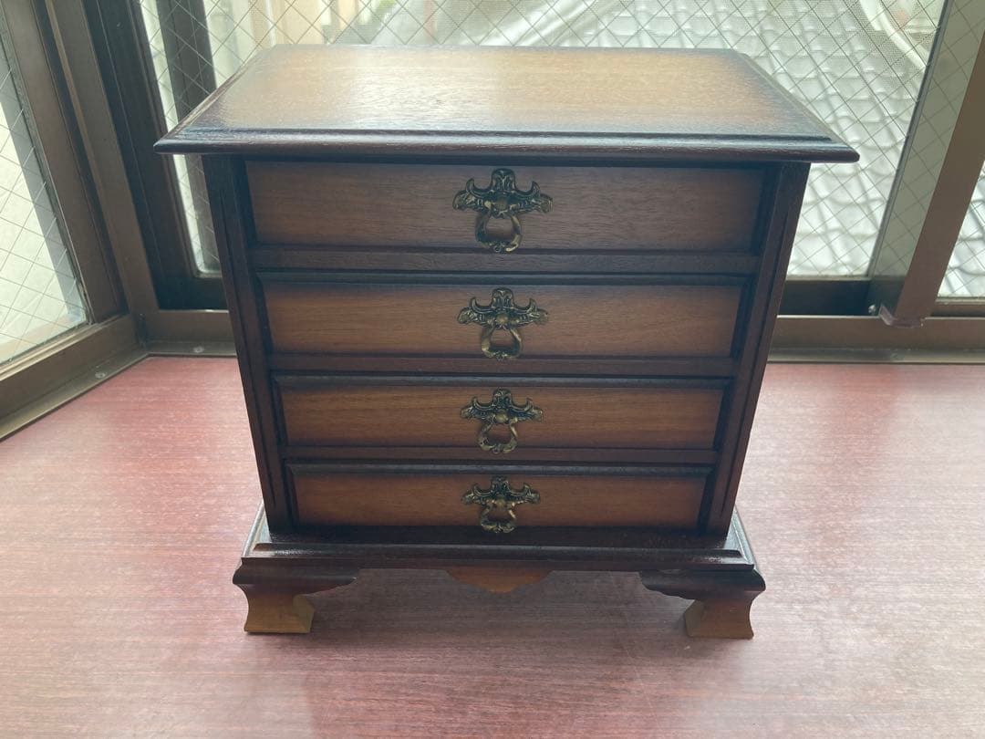 アンティーク　小物収納　４段引き出し【オルゴール付き】