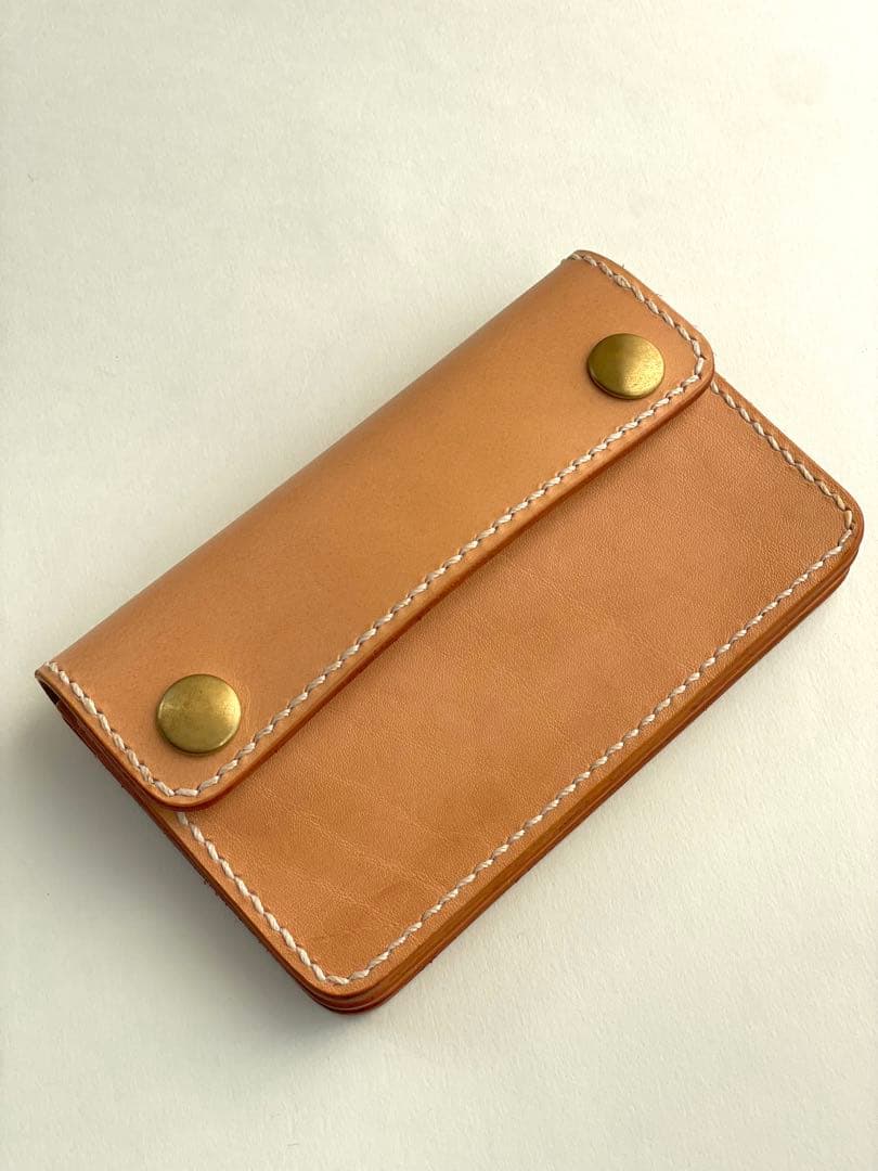 ミドルトラッカーウォレット｜三層タイプ｜本革（牛革）ヌメ革 ×手縫い ×真鍮金具
