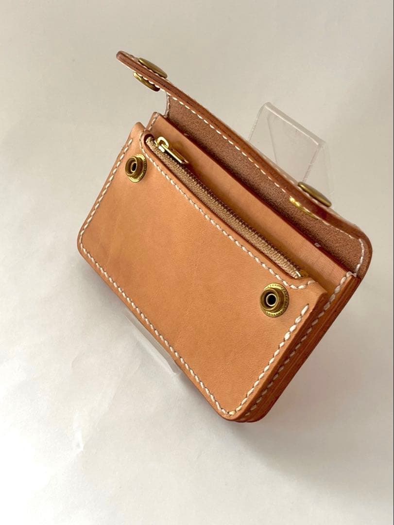 ミドルトラッカーウォレット｜三層タイプ｜本革（牛革）ヌメ革 ×手縫い ×真鍮金具