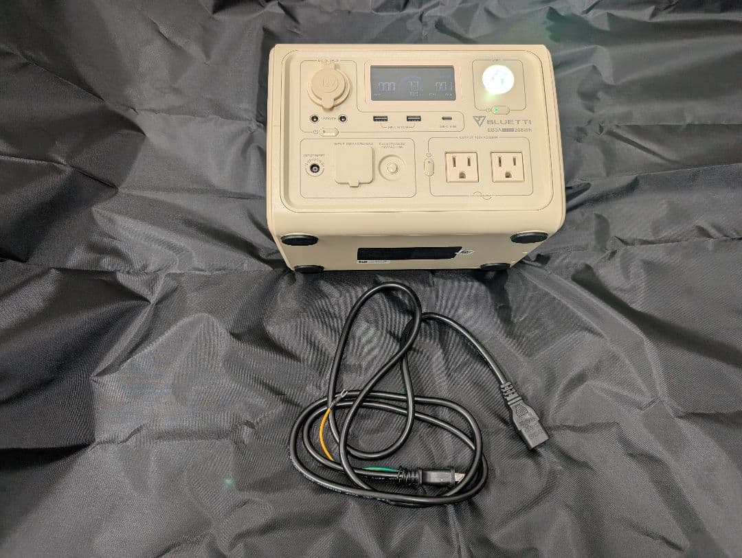 BLUETTI EB3A 小型ポータブル電源（容量268Wh、出力600W）