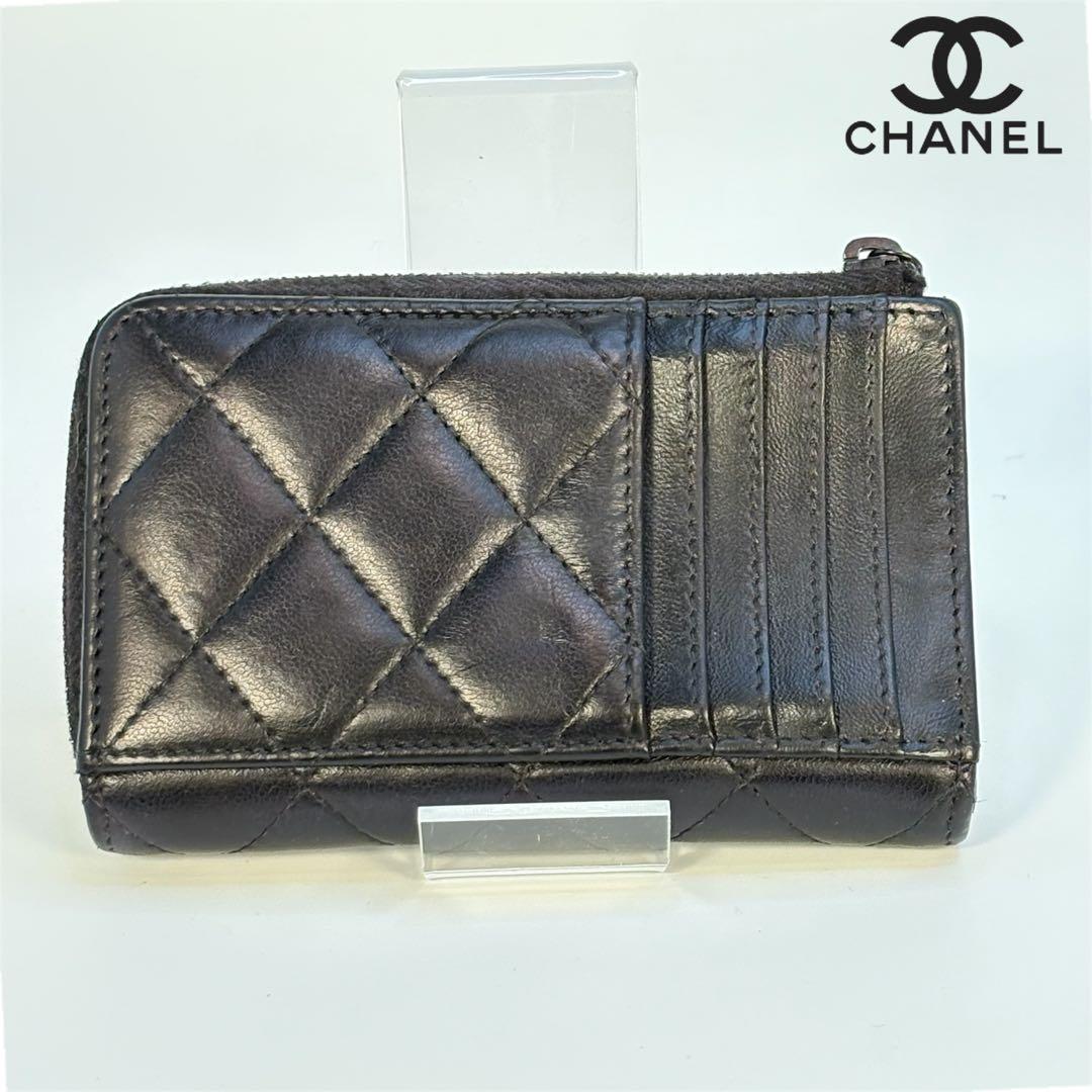 A129 CHANEL【極美品】 超人氣 マトラッセ フラグメントケース 黒ロゴ