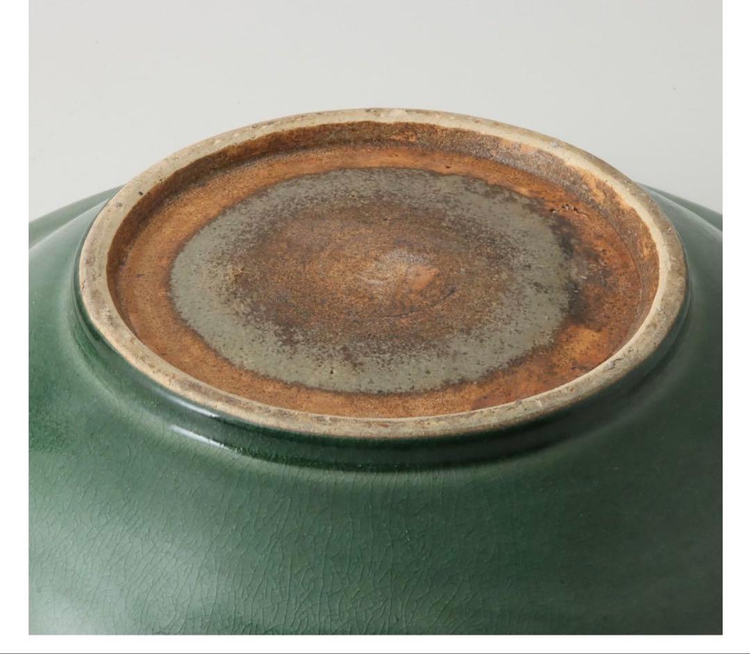 中国古美術品　明清時代　特大 緑釉花草文大皿　40cm