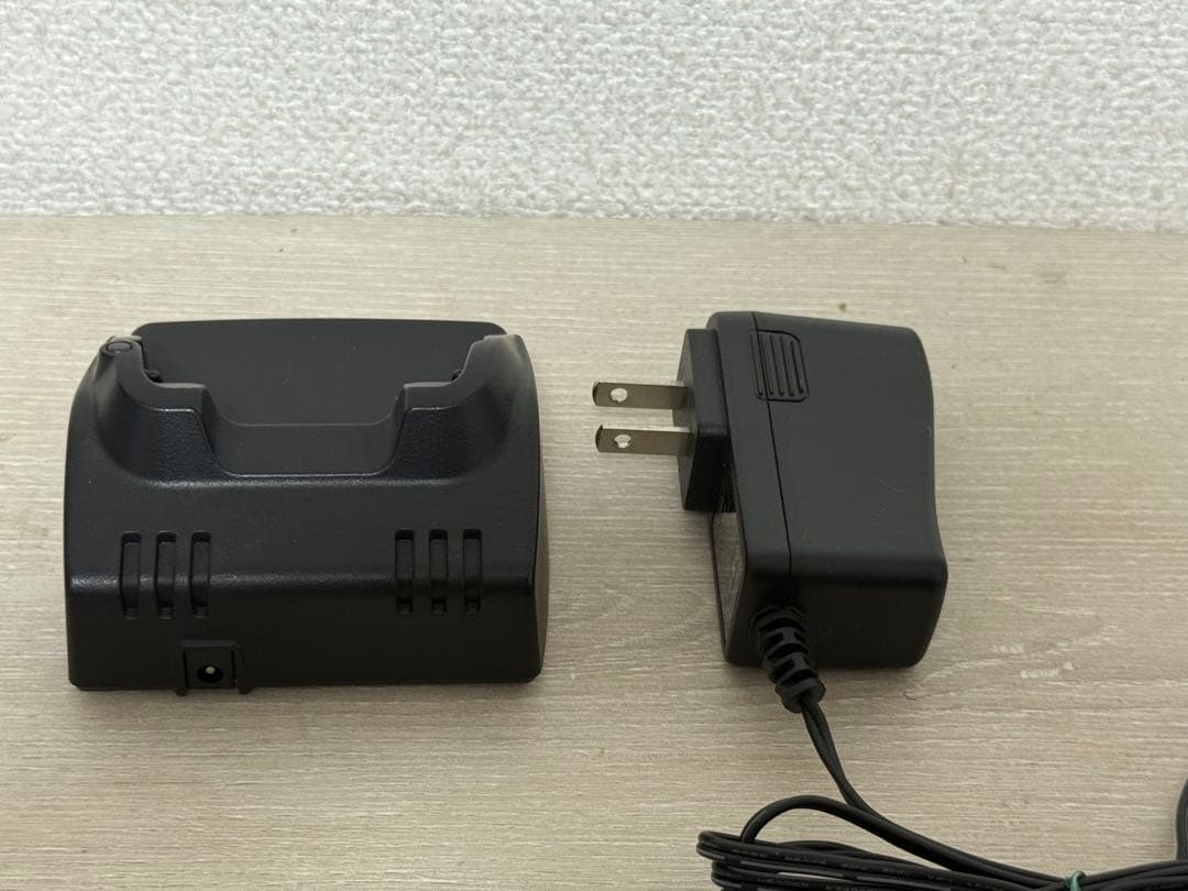 【中古品】デジタルハンディ無線機 VXD450R 2台セット