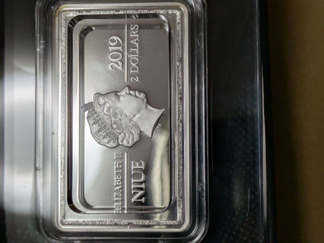 マジックザギャザリング　リリアナ　1オンス純銀