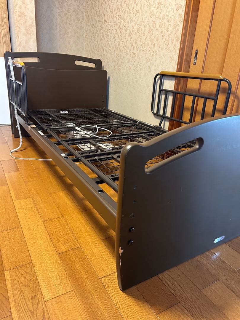 電動リクライニングベッド　専用マットレス付き