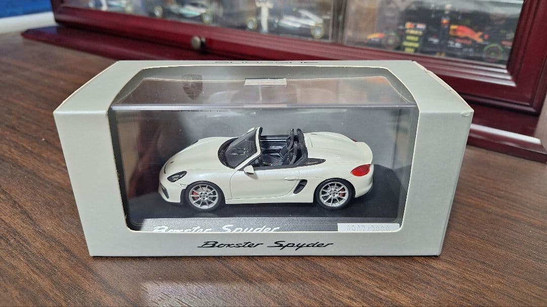 ポルシェ ボクスター スパイダー 1/43