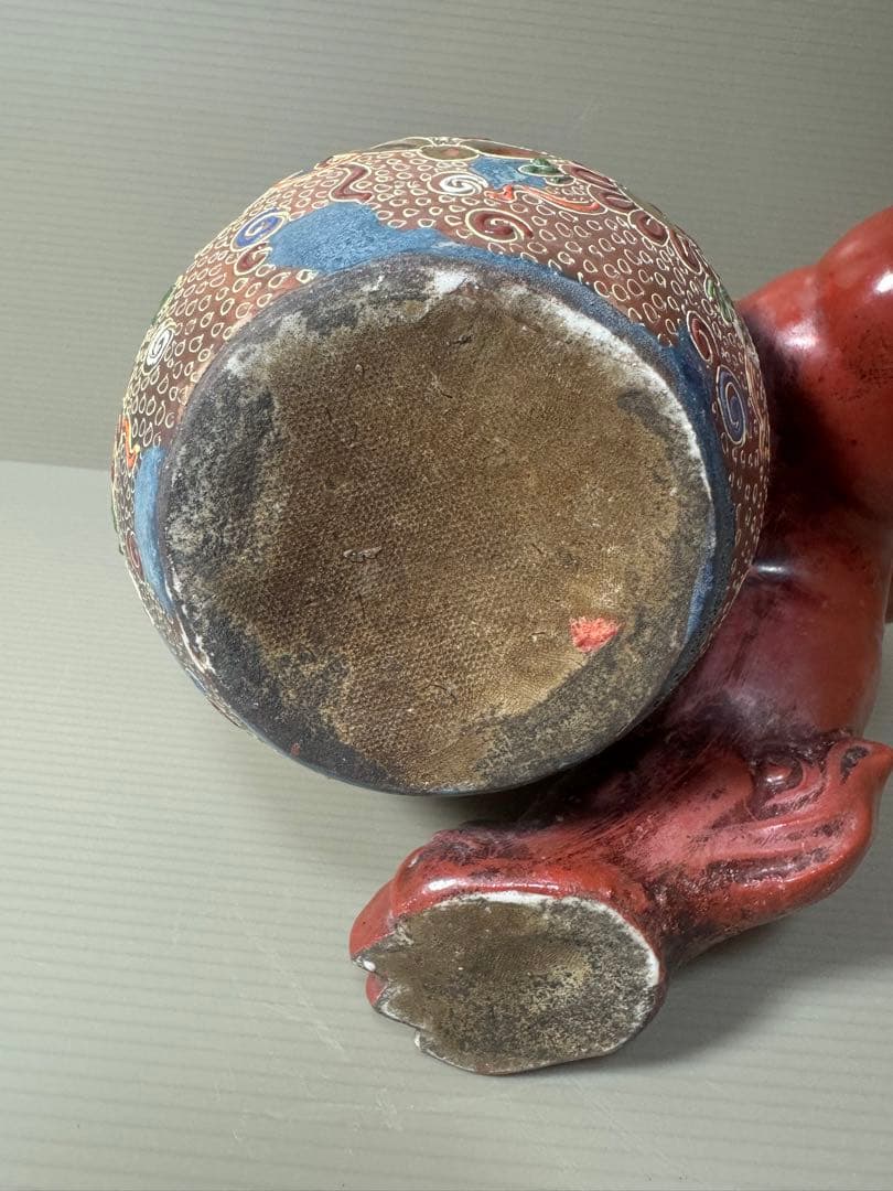 2068  九谷焼 シーサー縁起物 魔除け 玉乗り 獅子 置物　骨董品