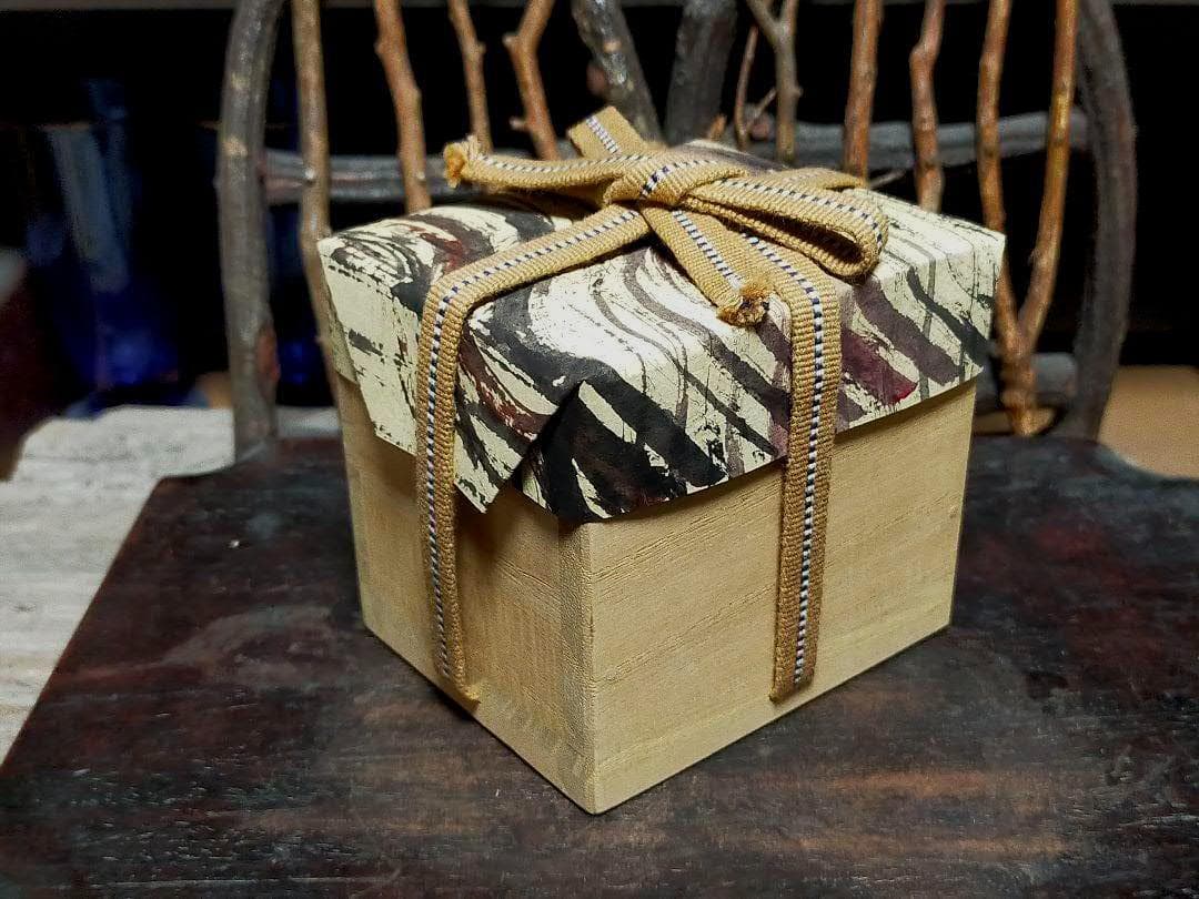 ♥美濃焼　織部　ぐい呑み　桐箱付き　ぐい飲み　骨董品