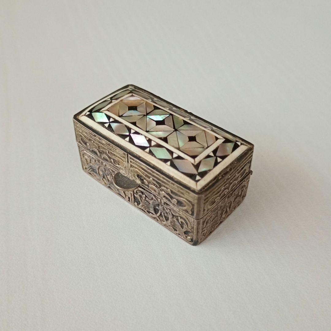 エジプト螺鈿細工 アクセサリーボックス　ピルケース