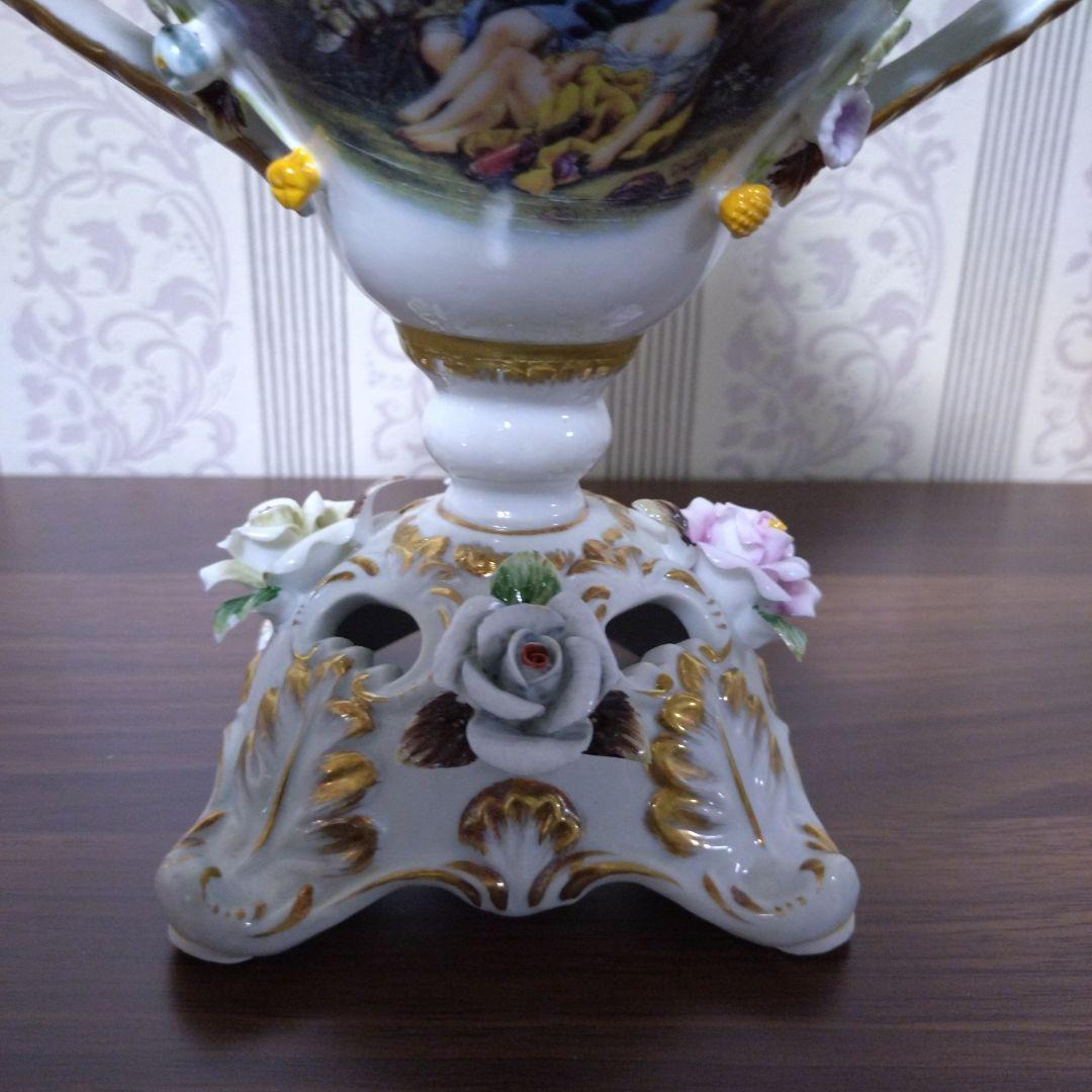 マイセン？装飾的な陶器製アンティーク花瓶