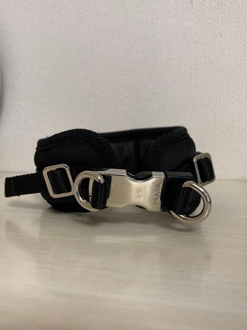 【国内完売商品】PRADA 首輪　Sサイズ