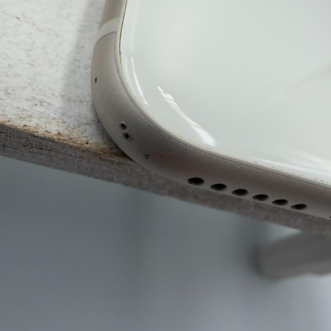 iPhone SE第3世代 64GB スターライト 319