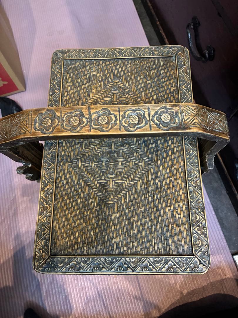 茶道具　煎茶道具入れ　籠　提藍　骨董品　彫刻　木製　網代編み　2段式