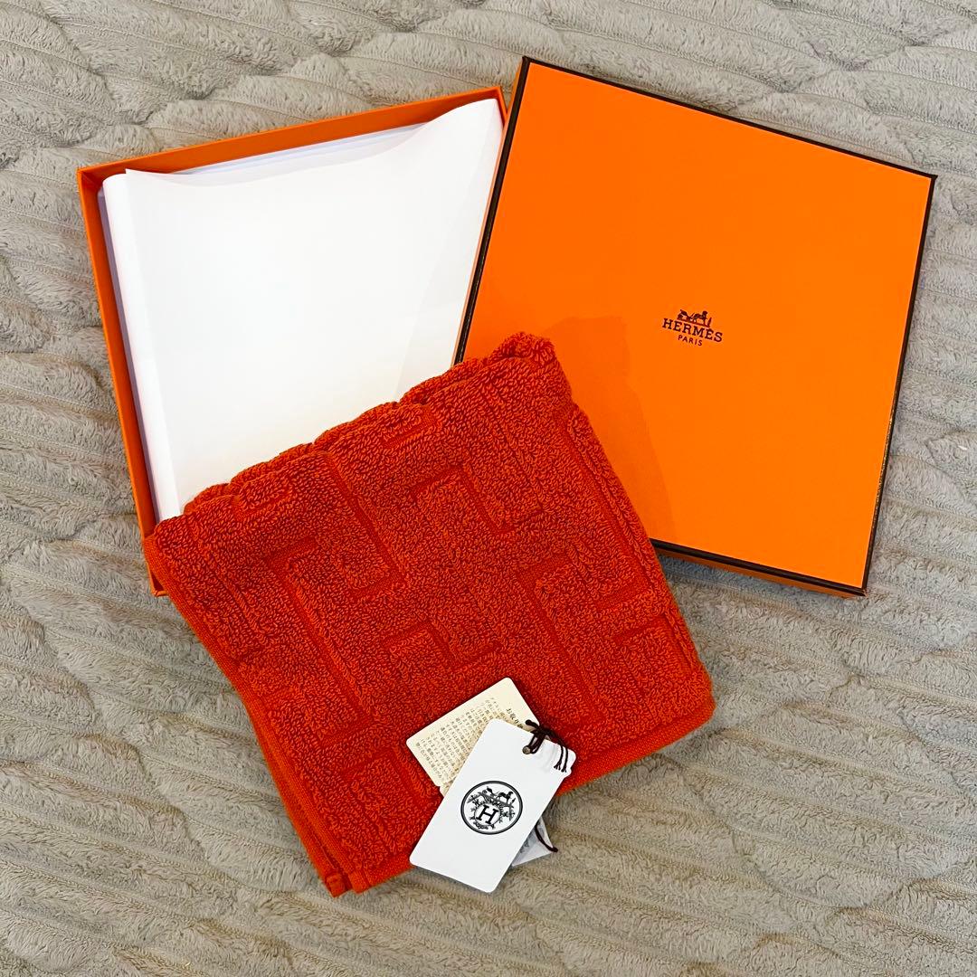 新品紙袋付き ラッピング済 HERMES ハンドタオル ステアーズ オレンジ