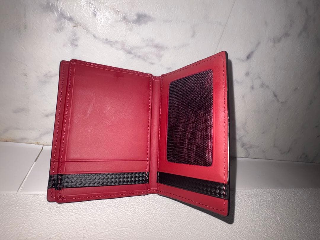 【値下げ交渉可能】ノイインテレッセ パスポートケース 黒×赤