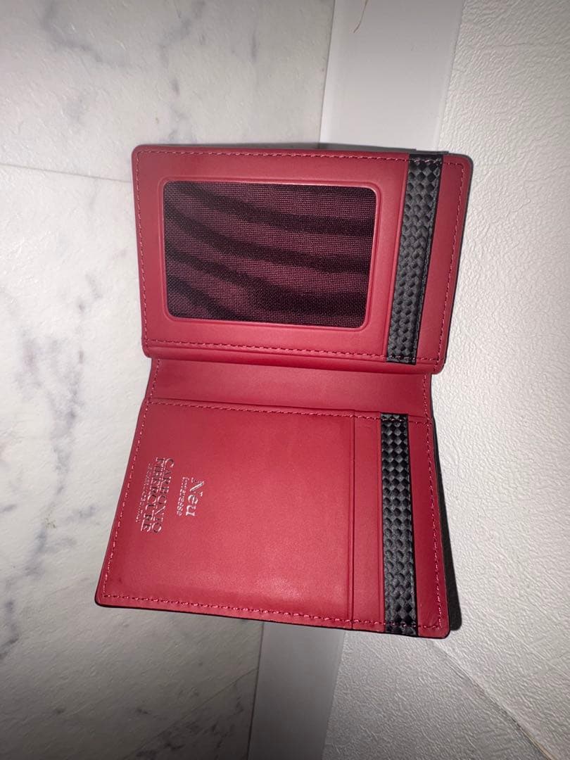 【値下げ交渉可能】ノイインテレッセ パスポートケース 黒×赤