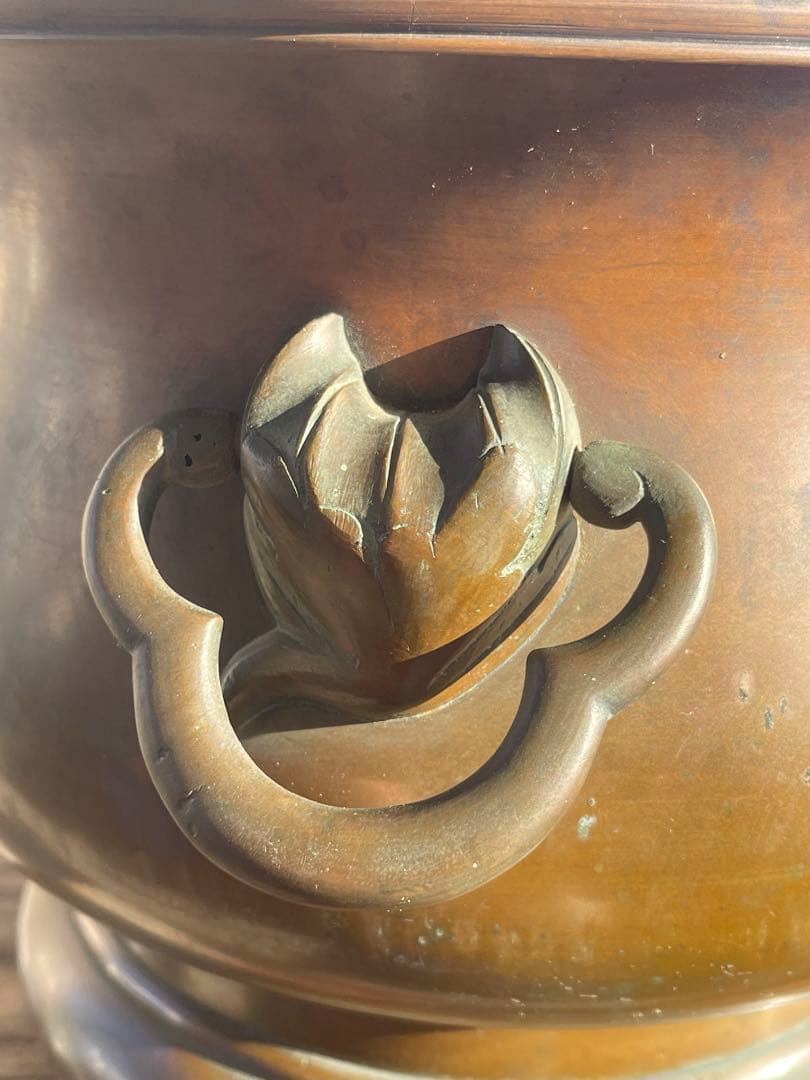 銅火鉢、火箸、天然素材 手編みバスケット