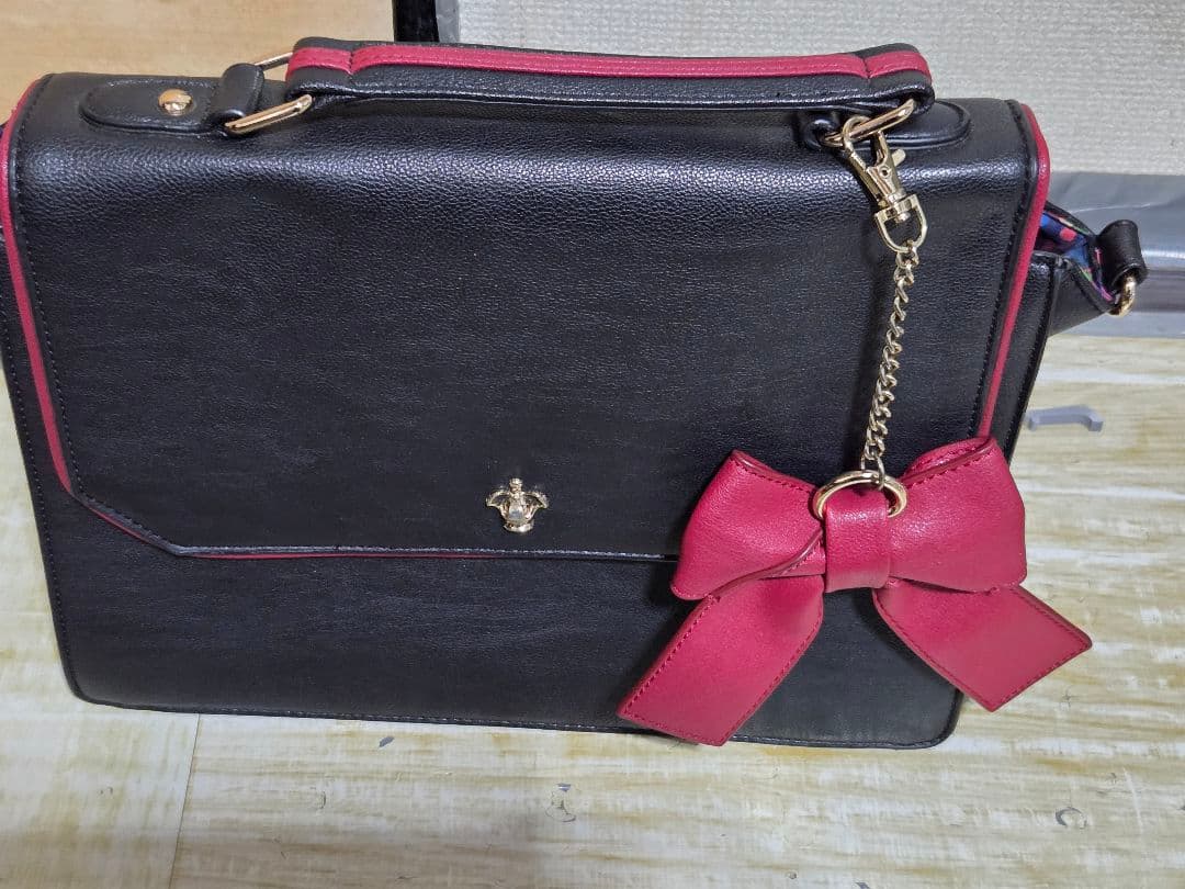 魔法少女まどか マギ　コラボバッグ　悪魔ほむらモデル　SuperGroupies