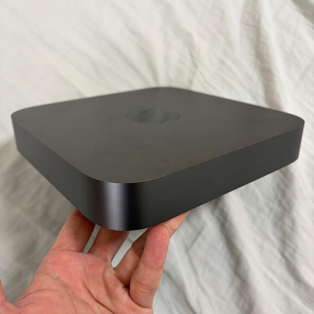 mac mini 3.2 GHz 6コアIntel Core i7（2018）