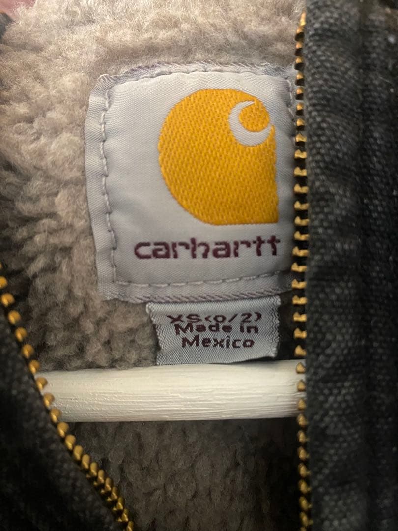 【年明け大放出セール！】carhartt アクティブジャケット