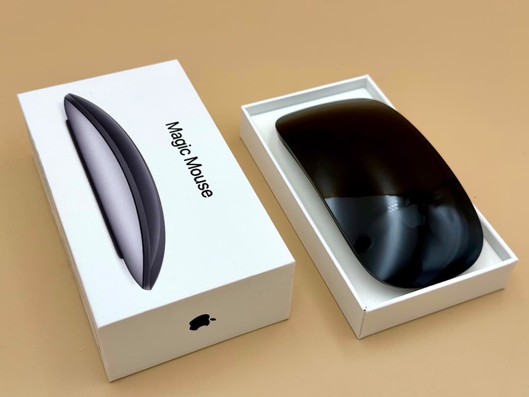 【美品】Apple Magic Mouse (USB-C) ブラック A3204