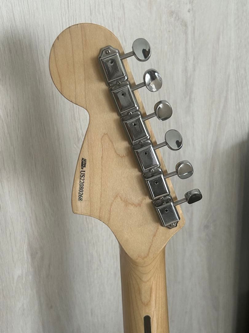 Fender Stratocaster ホワイト（レプリカ）