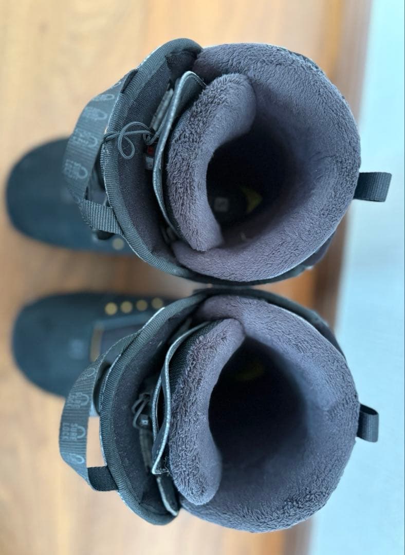 スノーボードブーツ ブラック　23.5