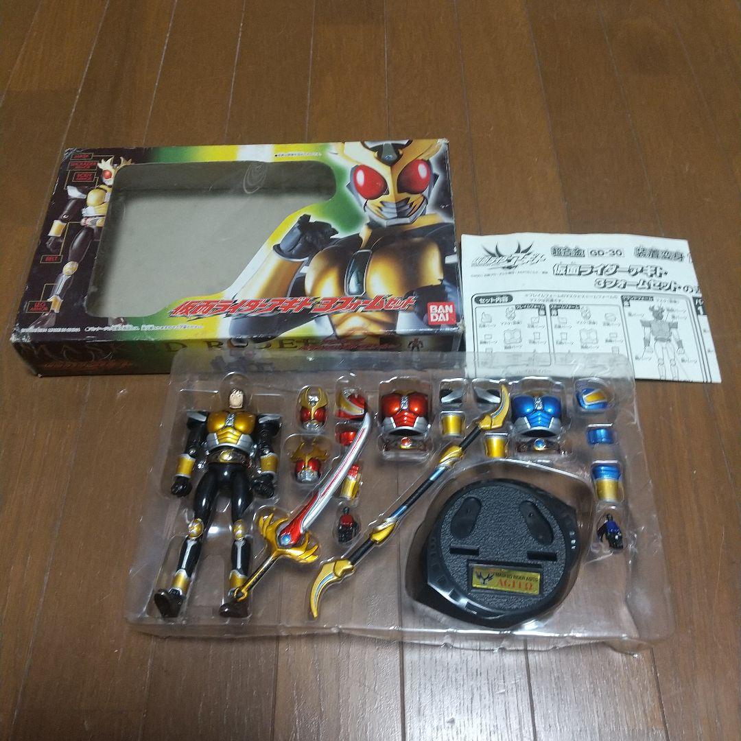 箱付き 仮面ライダークウガ アギト ブレイド フィギュアまとめ売り