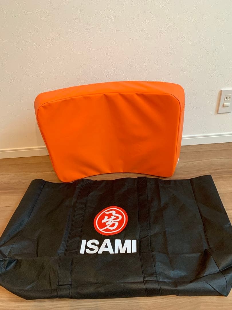 カ*ノ様 新品ISAMI 軽量ダイダイミットLL 収納バッグ付き最終値下げ