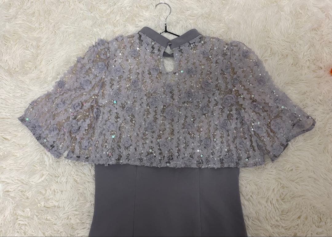 Leja グレー フリル付きパーティードレス　Ｓサイズ