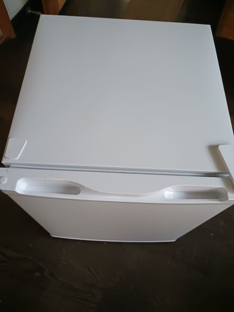 [ マクスゼン ] 2024年製 小型 1ドア冷凍庫 33L 右開き