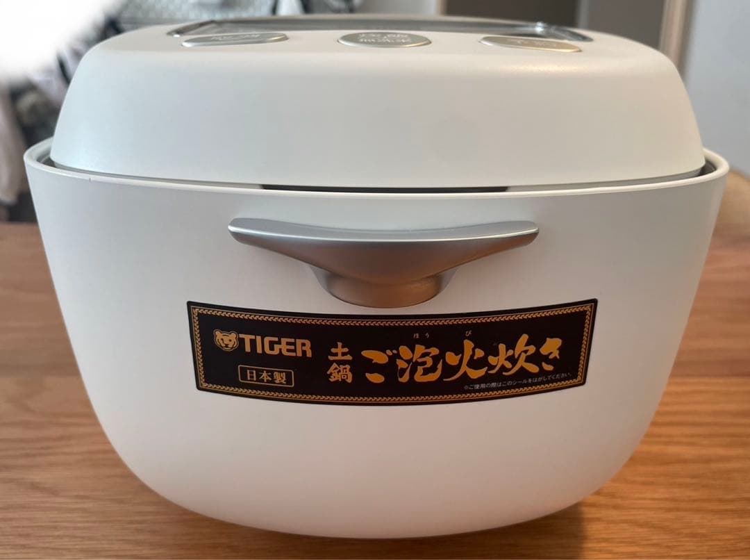 タイガー　JRX-G060-WG 2024年製　圧力IH炊飯器(3.5合炊き)