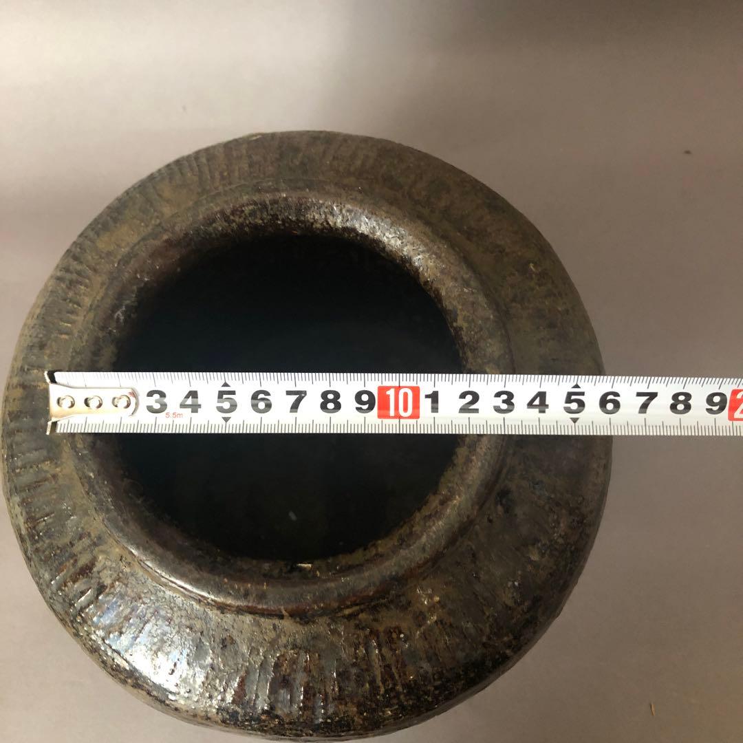 古い壺　小信楽？　古丹波？