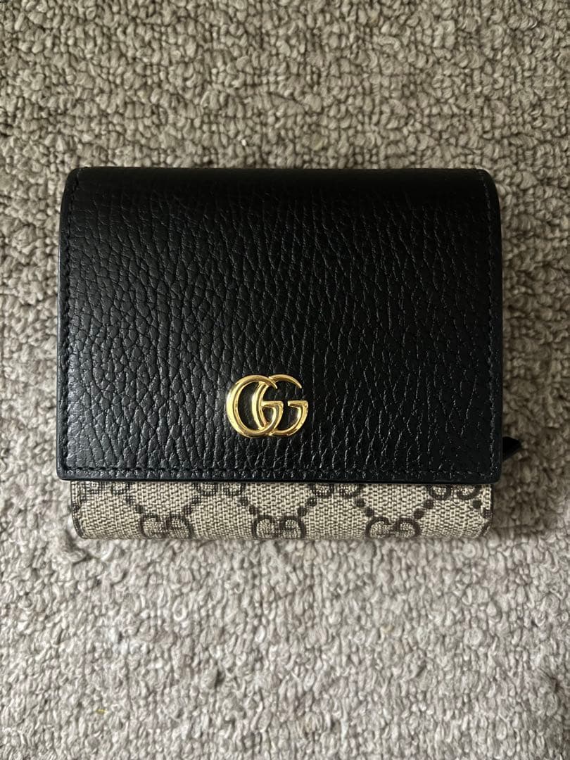 短期出品！GUCCI グッチ マーモント GG柄 二つ折り 財布