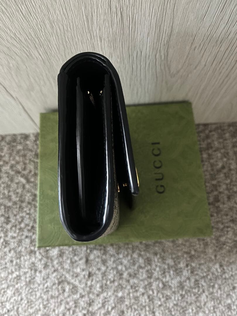 短期出品！GUCCI グッチ マーモント GG柄 二つ折り 財布