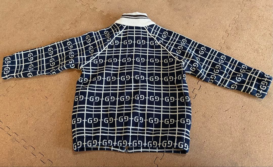 GUCCI ジップアップブルゾン　キッズ
