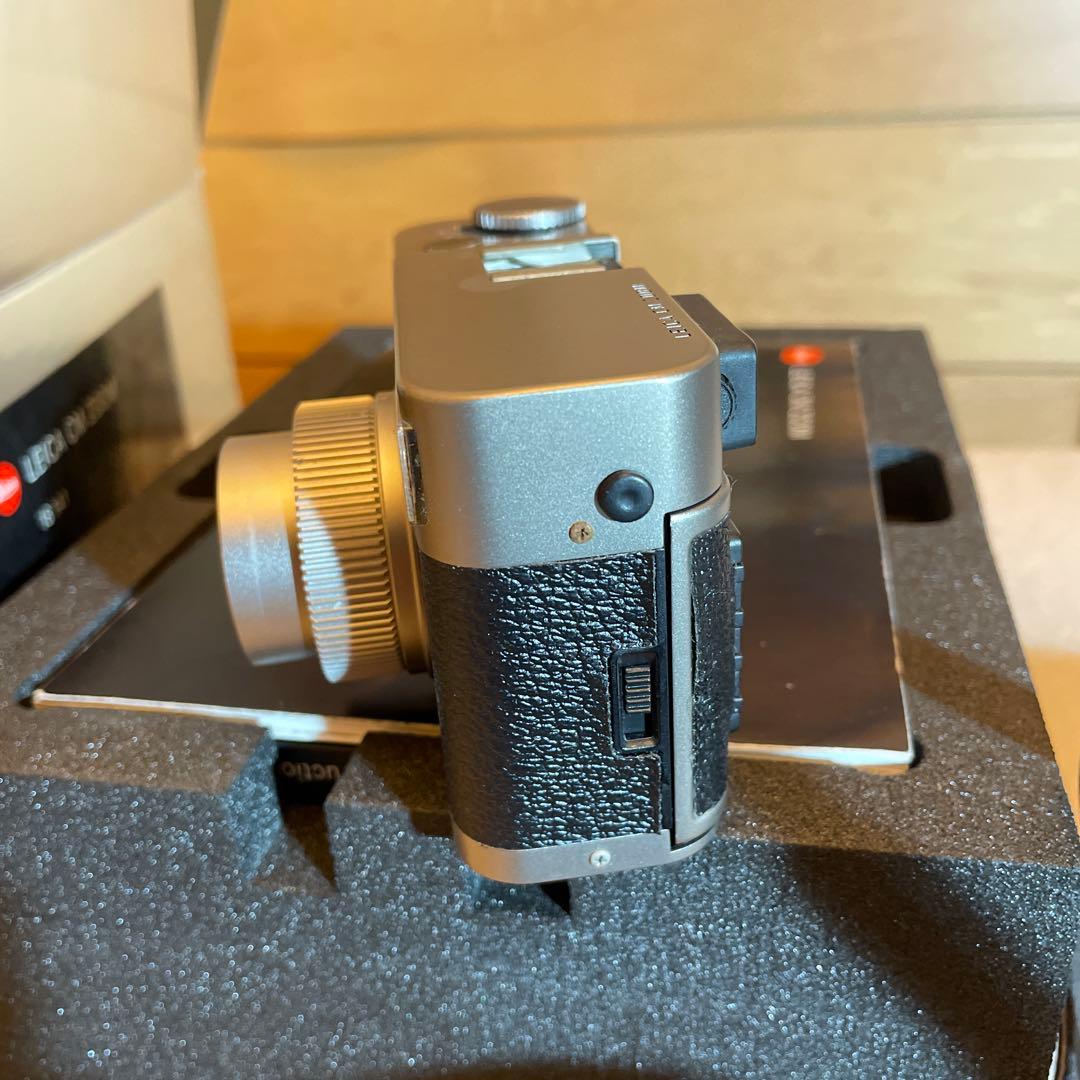 Leicaライカ　CM ZOOM